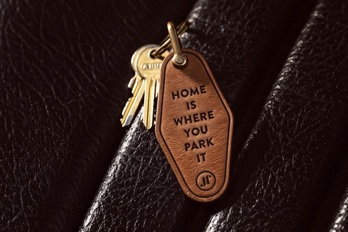 Schlüsselanhänger "home is where you park it" personalisierbar