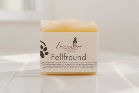 Fellfreund Hunde-Shampoo fest – sanft & pflegend