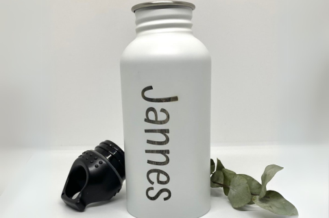 Einschulung- Trinkflasche aus Edelstahl in zwei Farben mit Gravur