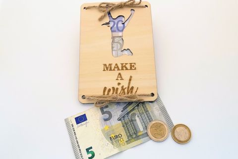 Groß: 10,0x 14,5 cm
Klein: 8,3x 12,3 cm