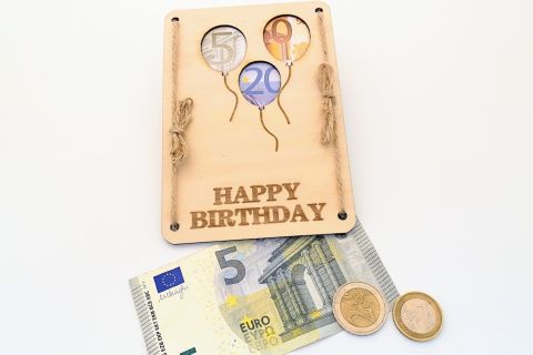 Groß: 10,0x 14,5 cm
Klein: 8,3x 12,3 cm