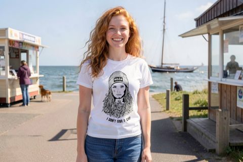 T-Shirt „Seefrau“ - Farbe Weiß - Druck Schwarz