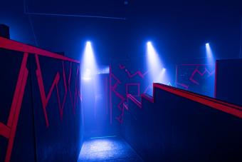 Lasertag & Lounge Leer