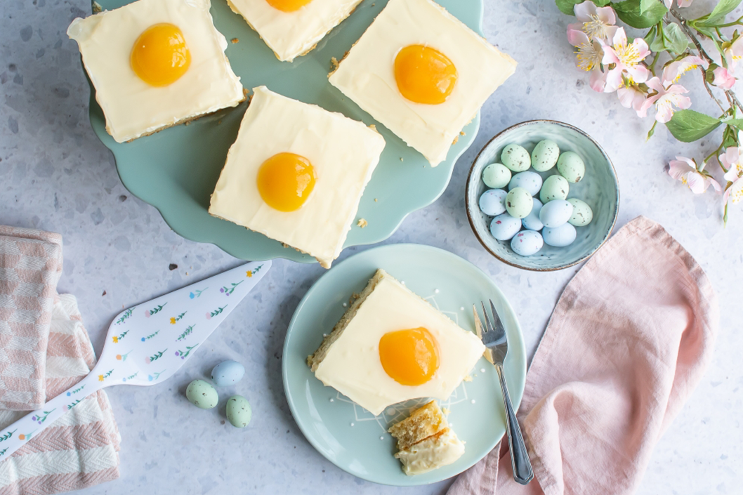 Spiegeleikuchen vom Blech - ganz einfach selbst gemacht! 